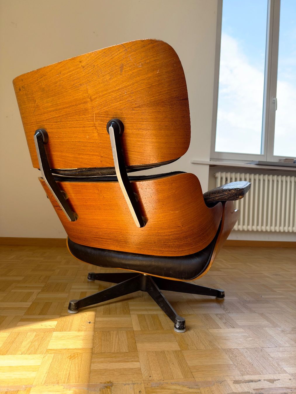Herman Miller Poltrone: Herman Miller Eames Lounge Chair – Usato da Bern venduto da miro-co. 2