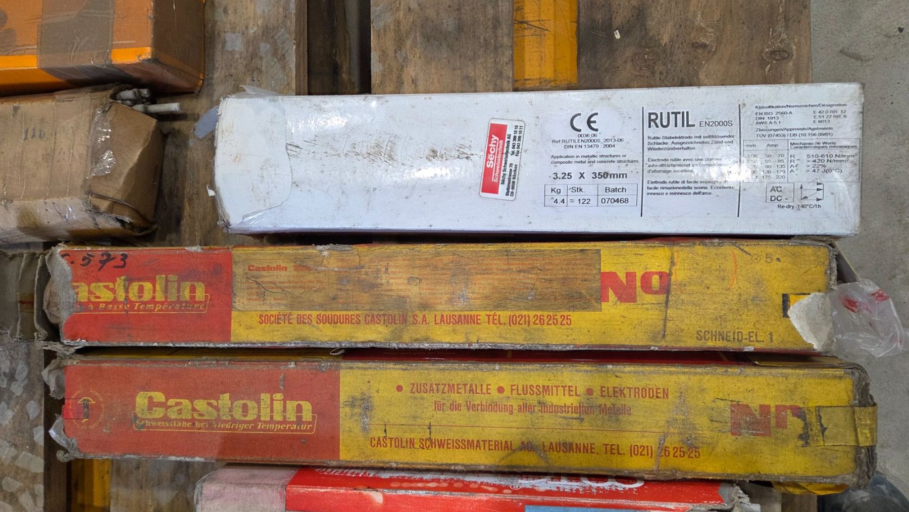 Saldatori: Schweissdraht und Elektroden – Usato da Glarus venduto da 3614 8