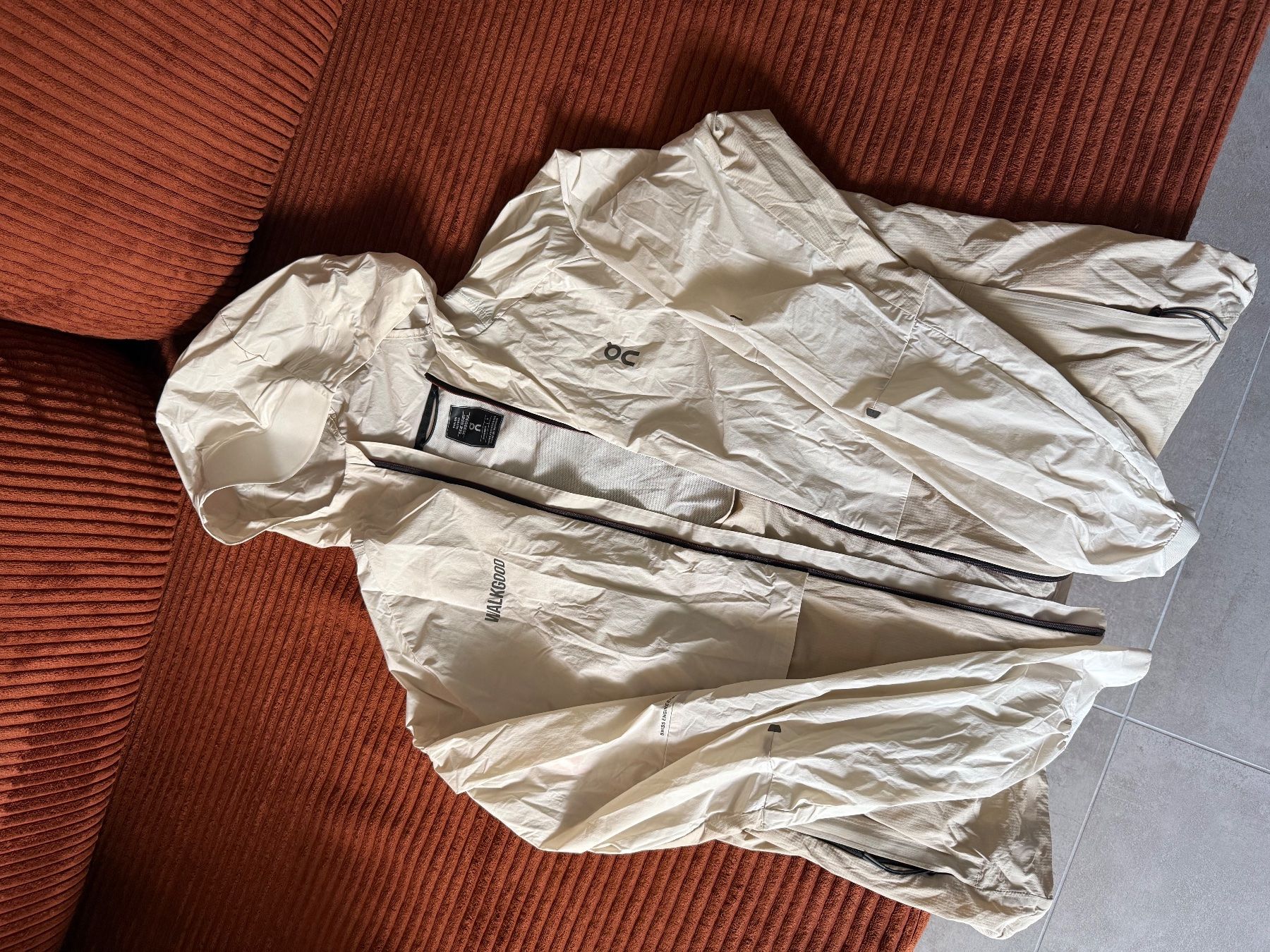 Giacche: ON CORE JACKET - LAUFJACKE – Nuovo (secondo la descrizione) da Zürich venduto da cri_lf28 1