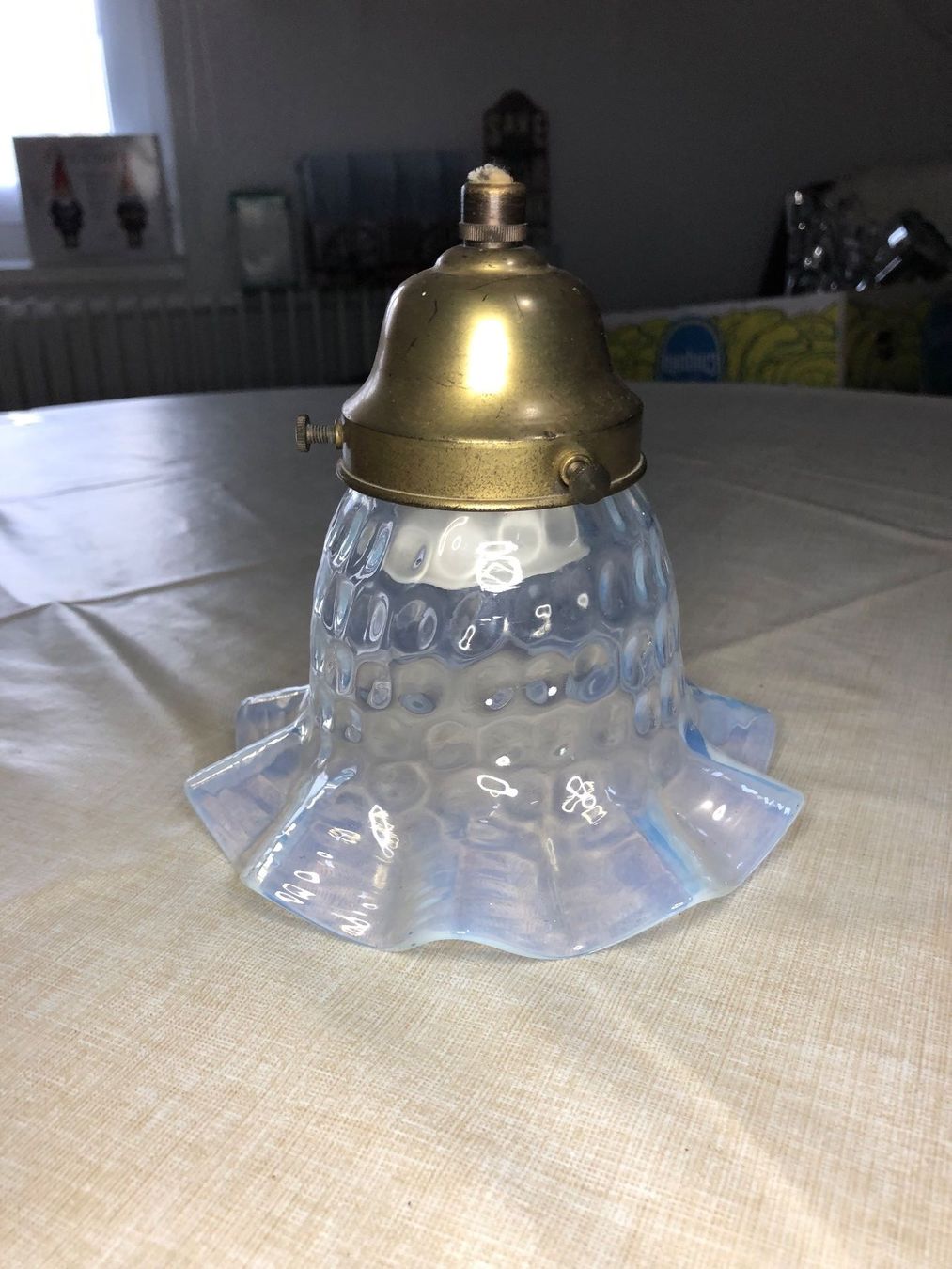Lampen: Lampe im Jugendstil, Opalinglas, antik – Gebraucht aus Niederurnen von Guste