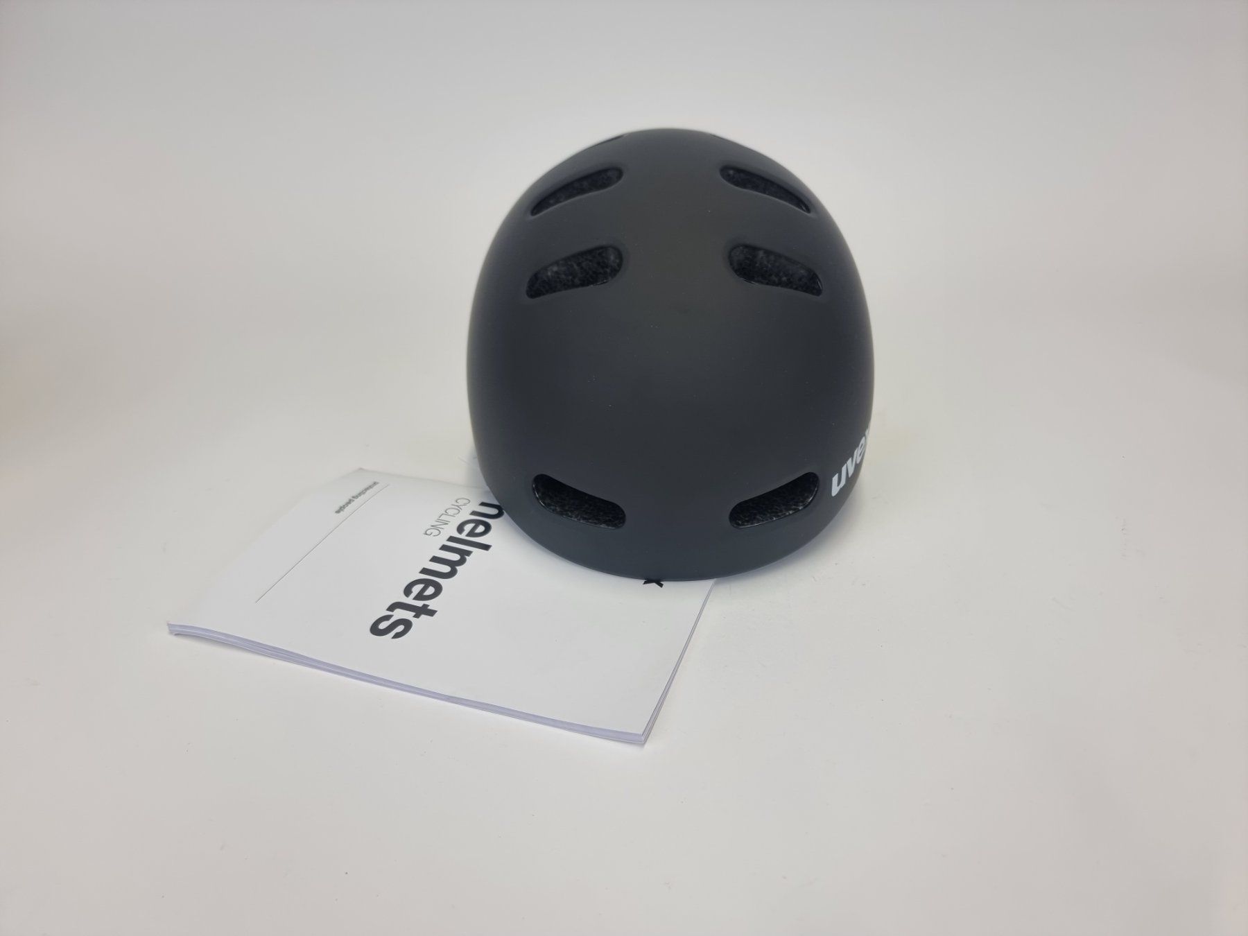 Uvex Caschi: Uvex Kinderhelm – Usato da Urtenen-Schönbühl venduto da Restwert_Schoenbuehl