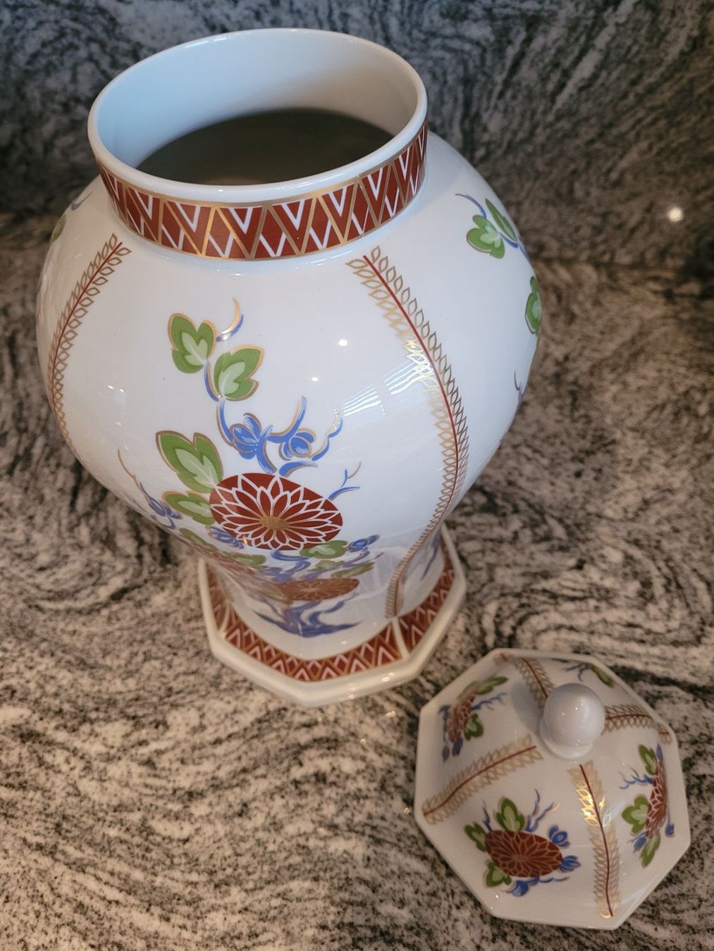 Vasi & Recipienti: Boden- oder Tischvase mit Deckel – Usato da Oberuzwil venduto da rtr_wp6m 2
