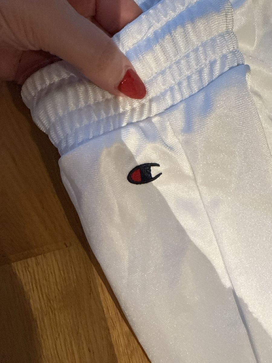 Champion Hosen: Trainerhose – Neu (gemäss Beschreibung) aus Kriens von g_b_mk7j 8