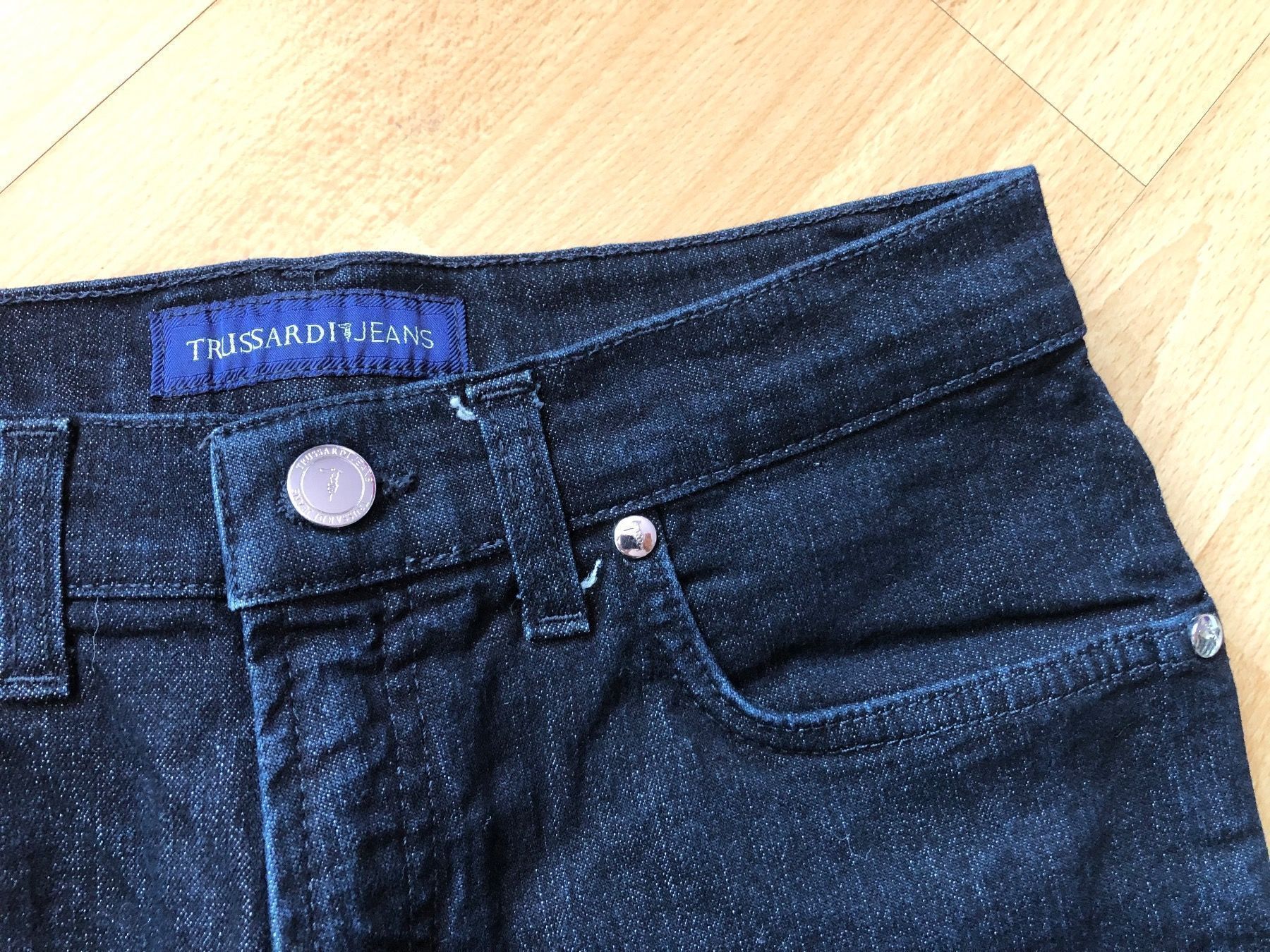 Trussardi Jeans: Hose Trussardi, GR. 38 – Usato da Hallwil venduto da claire70 2