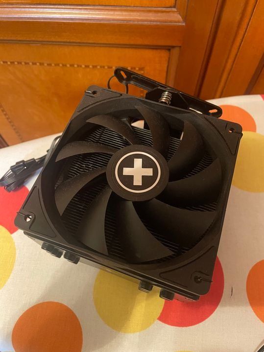 PC: Xilence DC Brushless Fan Kühler DC 12Volt – Usato da Bergdietikon venduto da antovale 3