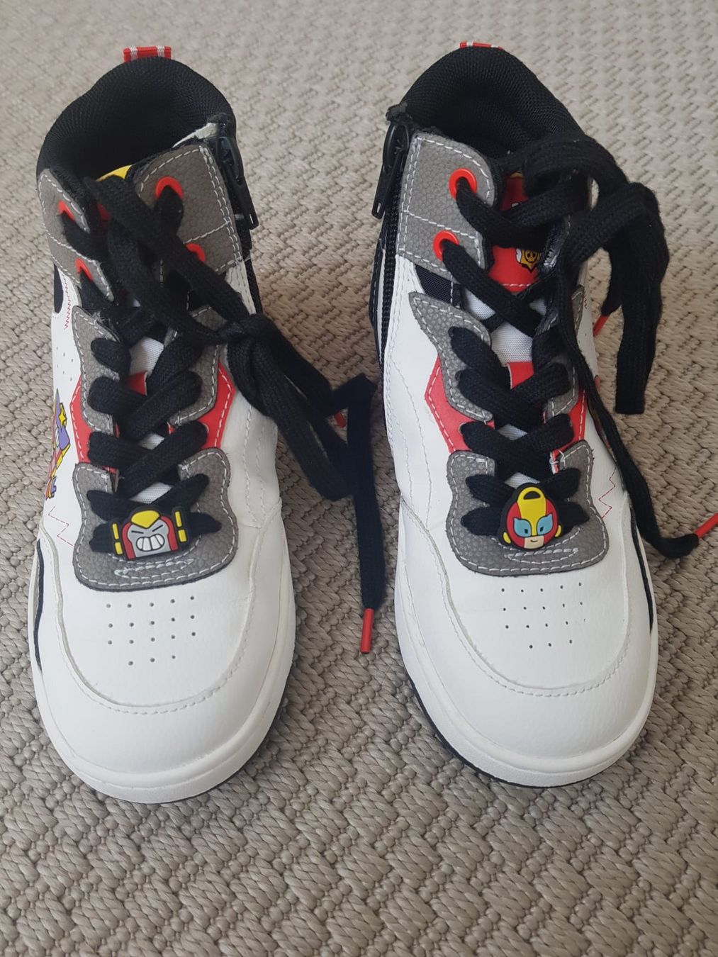 Zara Scarpe per ragazzi: Kinder Sneakers Zara – Usato da Münchenstein venduto da mt25 1