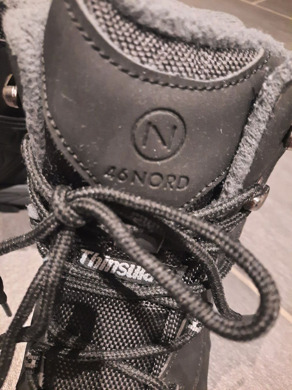 Scarpe per ragazzi: Winterschuhe 46N Gr. 40 – Usato da Rothrist venduto da Ellie 1