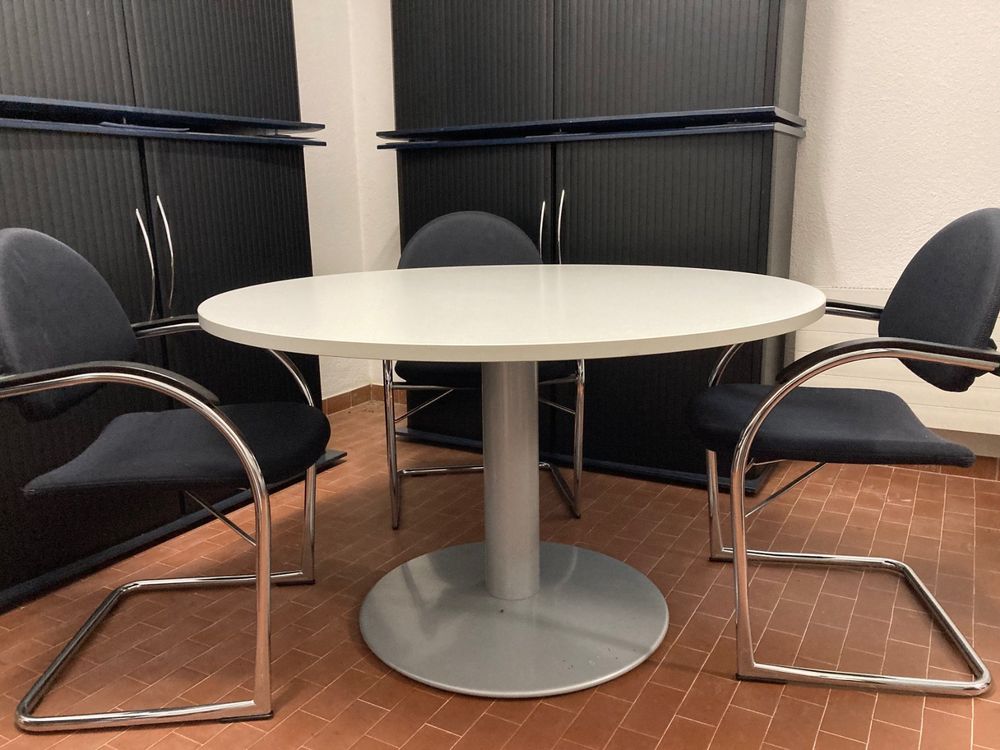 Büro-Empfangstisch Set – Runder Tisch 80 Cm + 4 Stühle, Modern, Hellgrau – Für Besprechung, Küche, Balkon & Kleine Räume