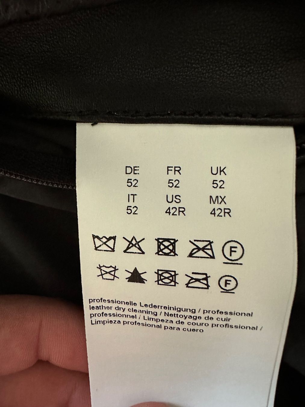 Hugo Boss Vestes: Lederjacke Hugo Boss – D'occasion à Schneisingen par Sportec3 5