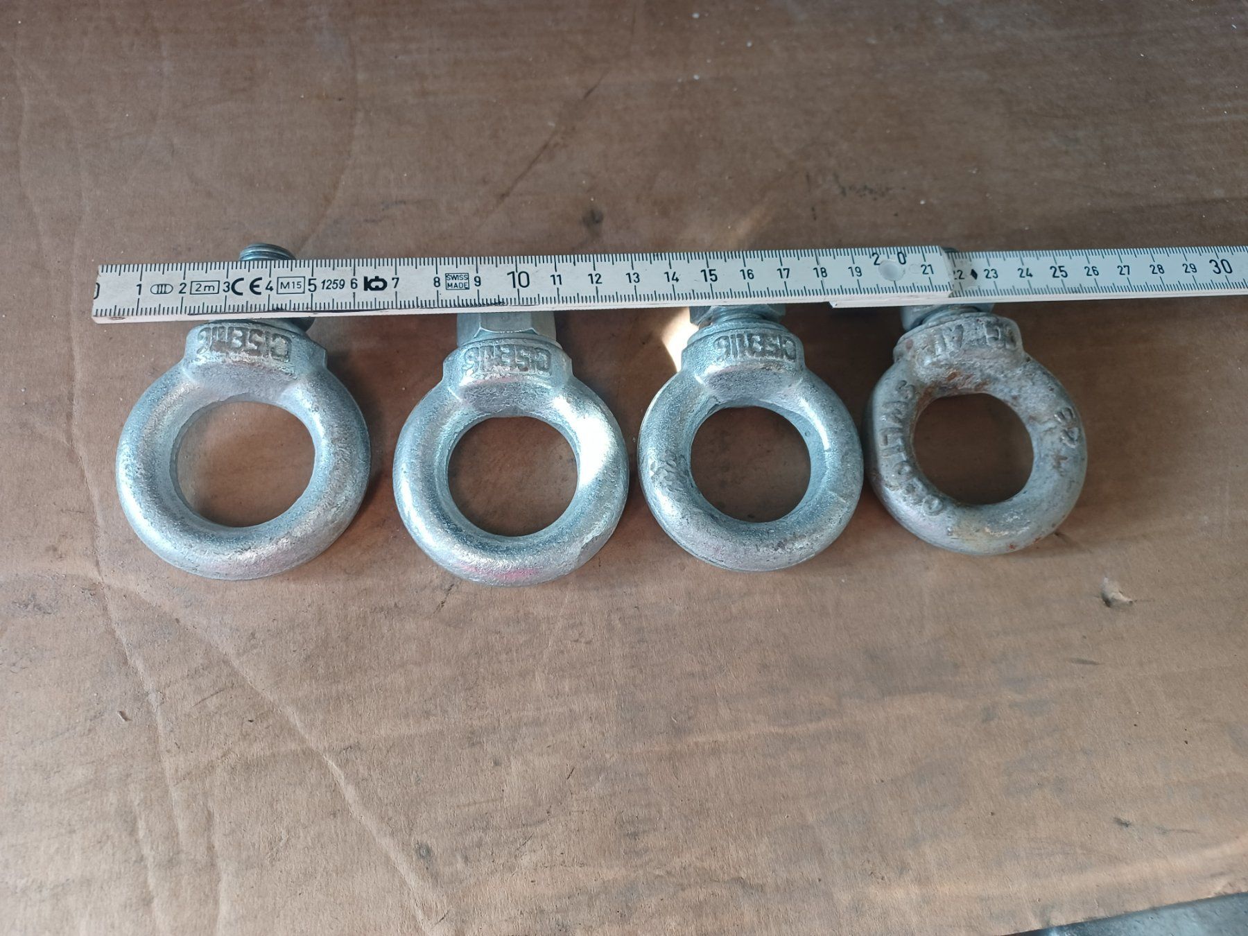 Supporti a parete: Ringschraube – Usato da Oeschgen venduto da Kuppi