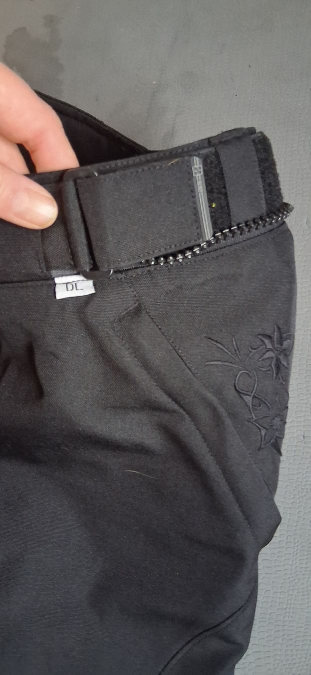 IXS Pantaloni: Töffhose ixs Damen L – Usato da Zunzgen venduto da NiBe99 1