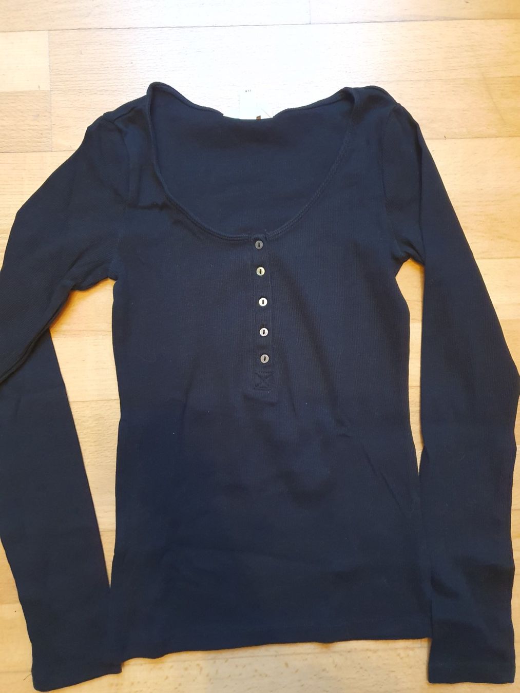 Lotti & Set di vestiti: Langarmshirts, 3er Set – Usato da Kloten venduto da Hektor44 2
