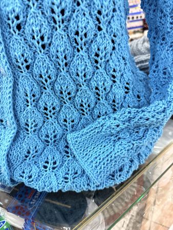 Handgestrickte, blaue Sommerweste, Grösse 38, NEU!
