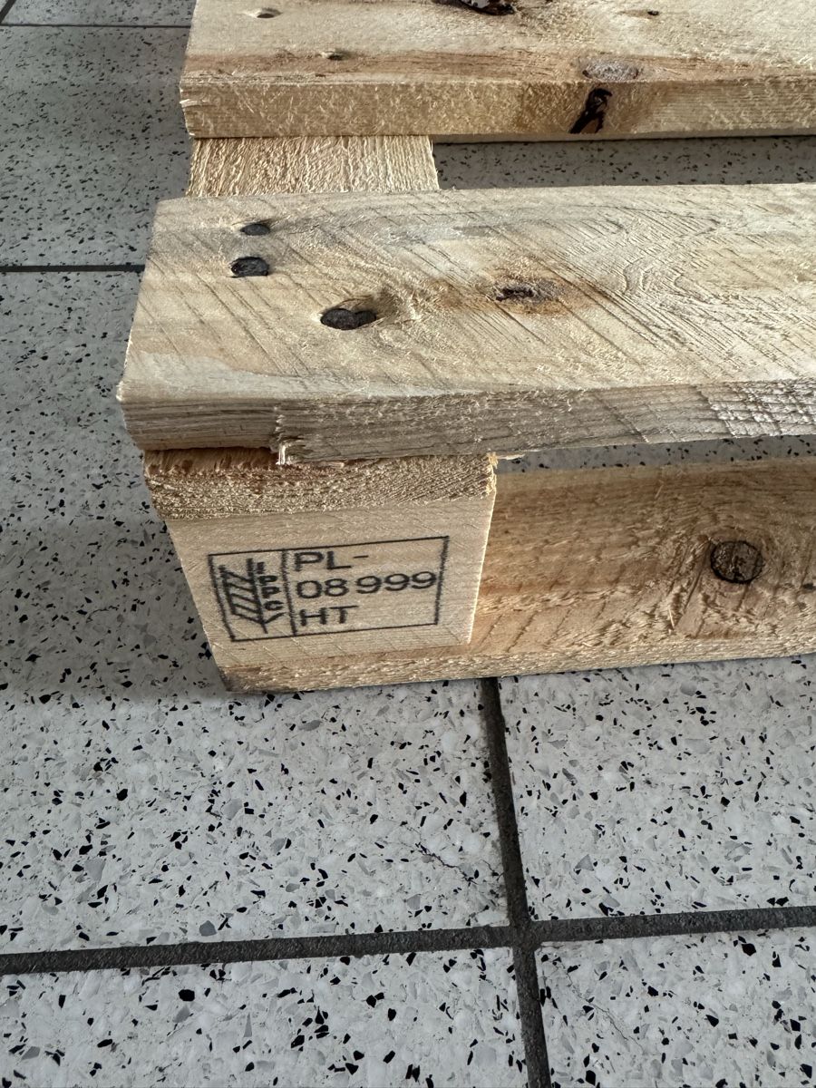 Paletten: Holzpalette – Gebraucht aus Luzern von plant-lady 2