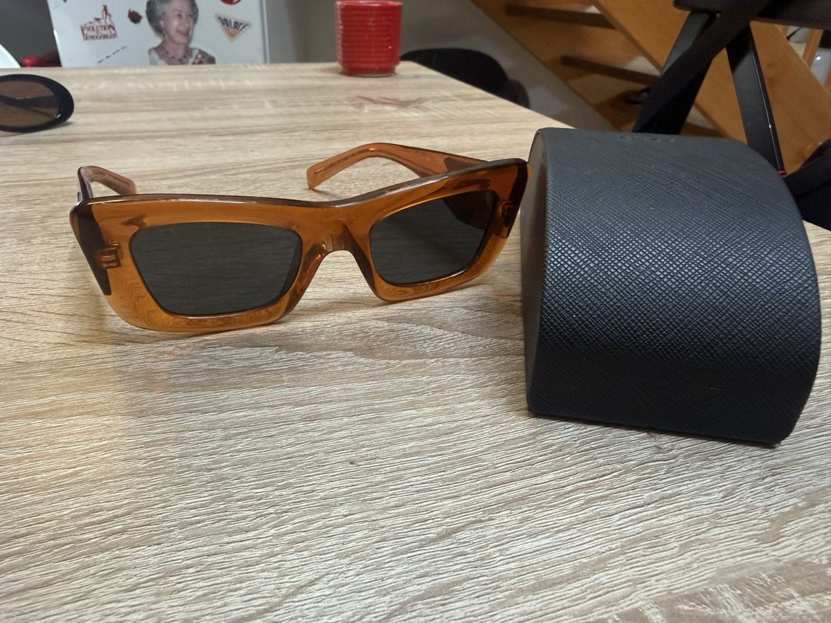 Prada Lunettes & Verres: Lunette Prada  – D'occasion à Boudry par wan_6z8k 3