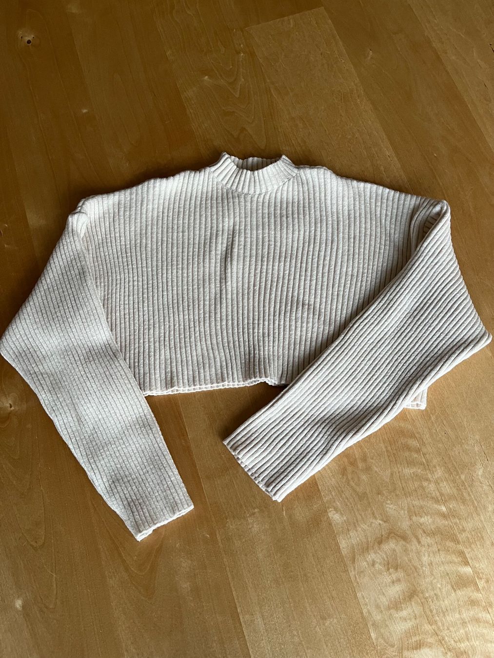 Zara Maglioni & Felpe: Zara Strickpullover Crop beige, Grösse M, Top Zustand – Usato da Scharans venduto da frischerwind