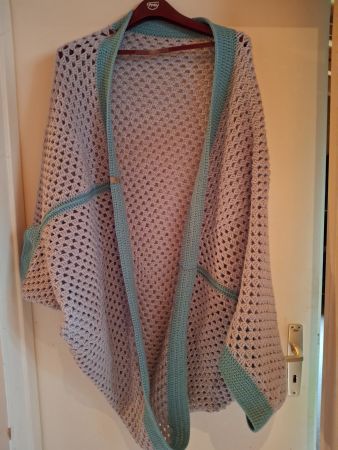 Fait main au crochet jaquette taille unique