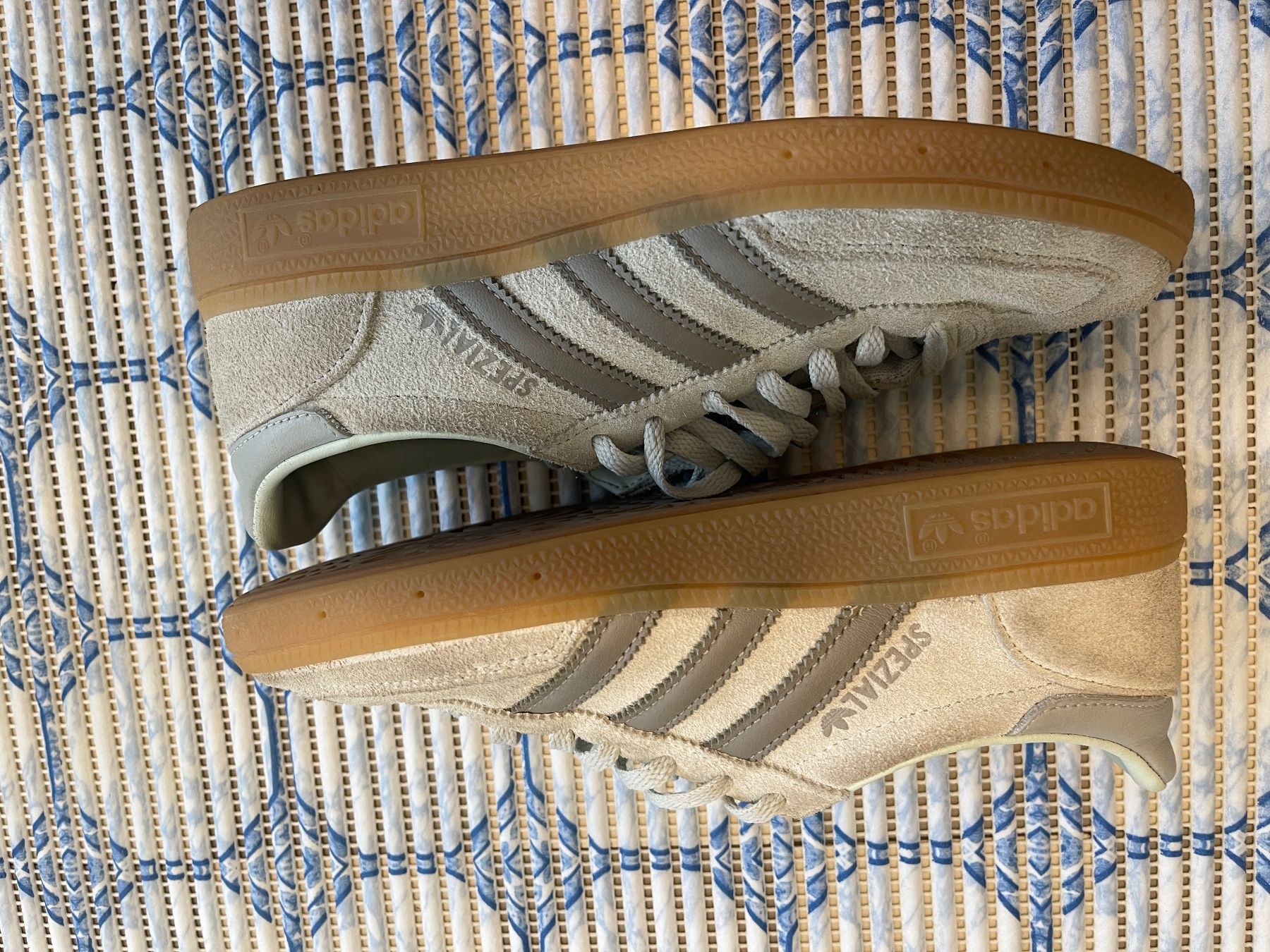 Adidas Chaussures garçon: Adidas Spezial – D'occasion à Basel par 4052La