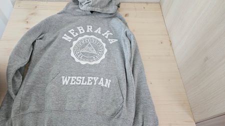Nebraska Wesleyan Hoodie, Gr. 152, Top Zustand für den Wi...