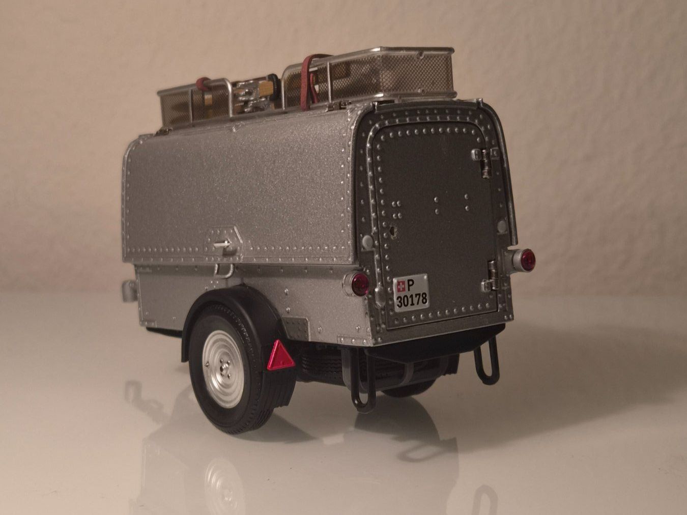 Modellini d'auto: Alpenwagen.ch PTT Elektro-Schlepper / Postkarren Set – Usato da Berikon venduto da Vintage_Touch 4