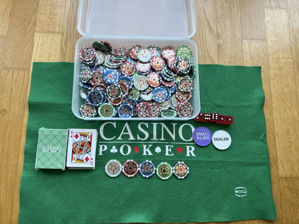 Spiele: Komplettes Poker Set, inkl. Chips, Karten, Tuch – Gebraucht aus Lachen SZ von Valentin-lorenz 2