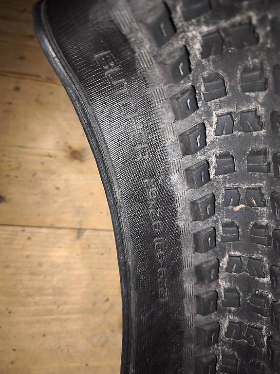 Pezzi di ricambio: Specialized Butcher 29x2.6 Grid Trail – Usato da Bonstetten venduto da Sti2 2