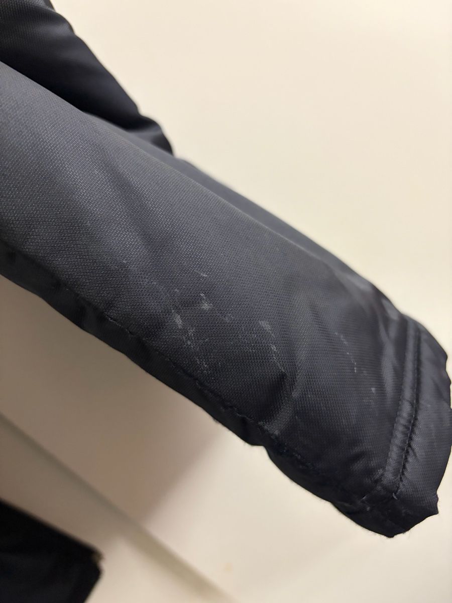Adidas Jacken: FC Basel Adidas Stadionjacke – Defekt aus Hunzenschwil von sputnik26 5