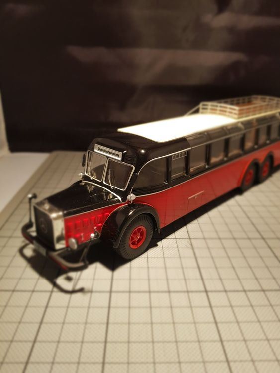 Roco H0 - 1600 - Véhicules Pour Trains Miniatures  1  - Bus Saurer Komet Oostenrijkse Post