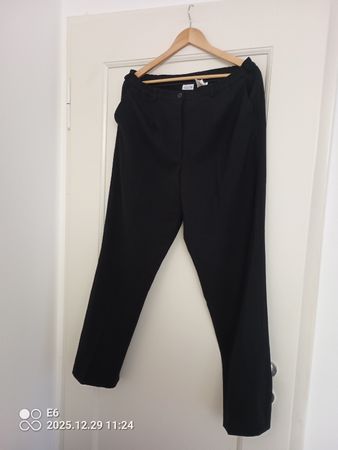 Elegante Hose  Marke: Atelier GS  Grösse 44