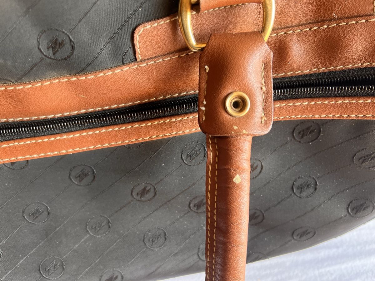 Borse da donna:  Schöne Reisetasche  (43) – Usato da Glattfelden venduto da maa_qcj8 1
