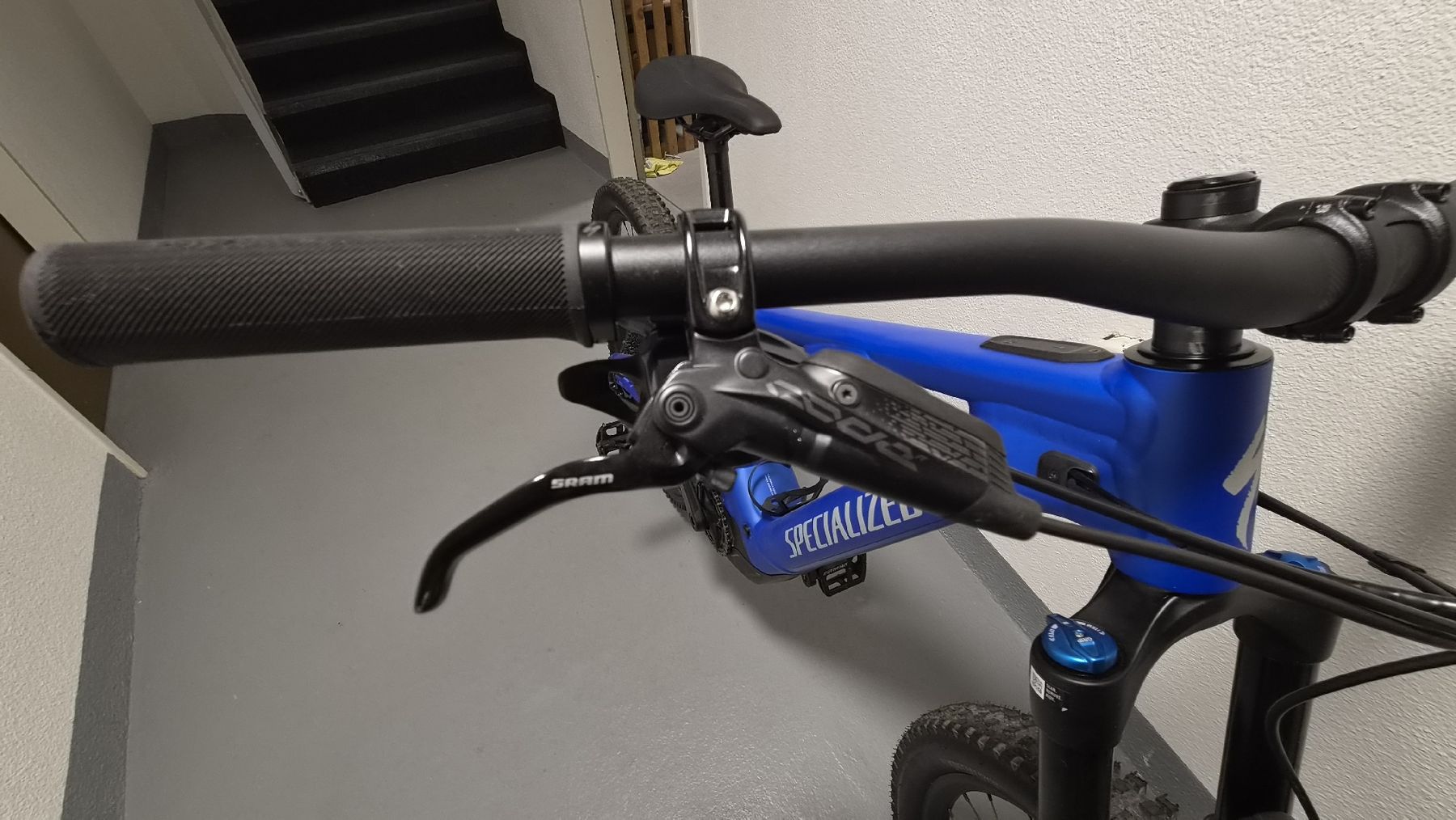 Specialized Biciclette: SPECIALIZED Turbo Levo 3 Comp Alloy S3 – Nuovo (secondo la descrizione) da Ittigen venduto da Stibbu 5