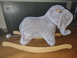 Süsser Schaukel-Elefant für die Kleinsten (Tchibo)