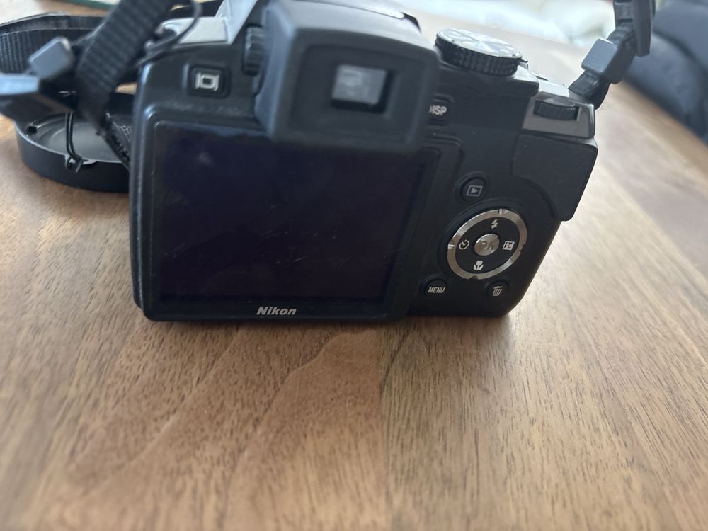 Nikon Coolpix P50 8.1MP Zoom 3.6x Noir Compact Appareil Photo Numérique