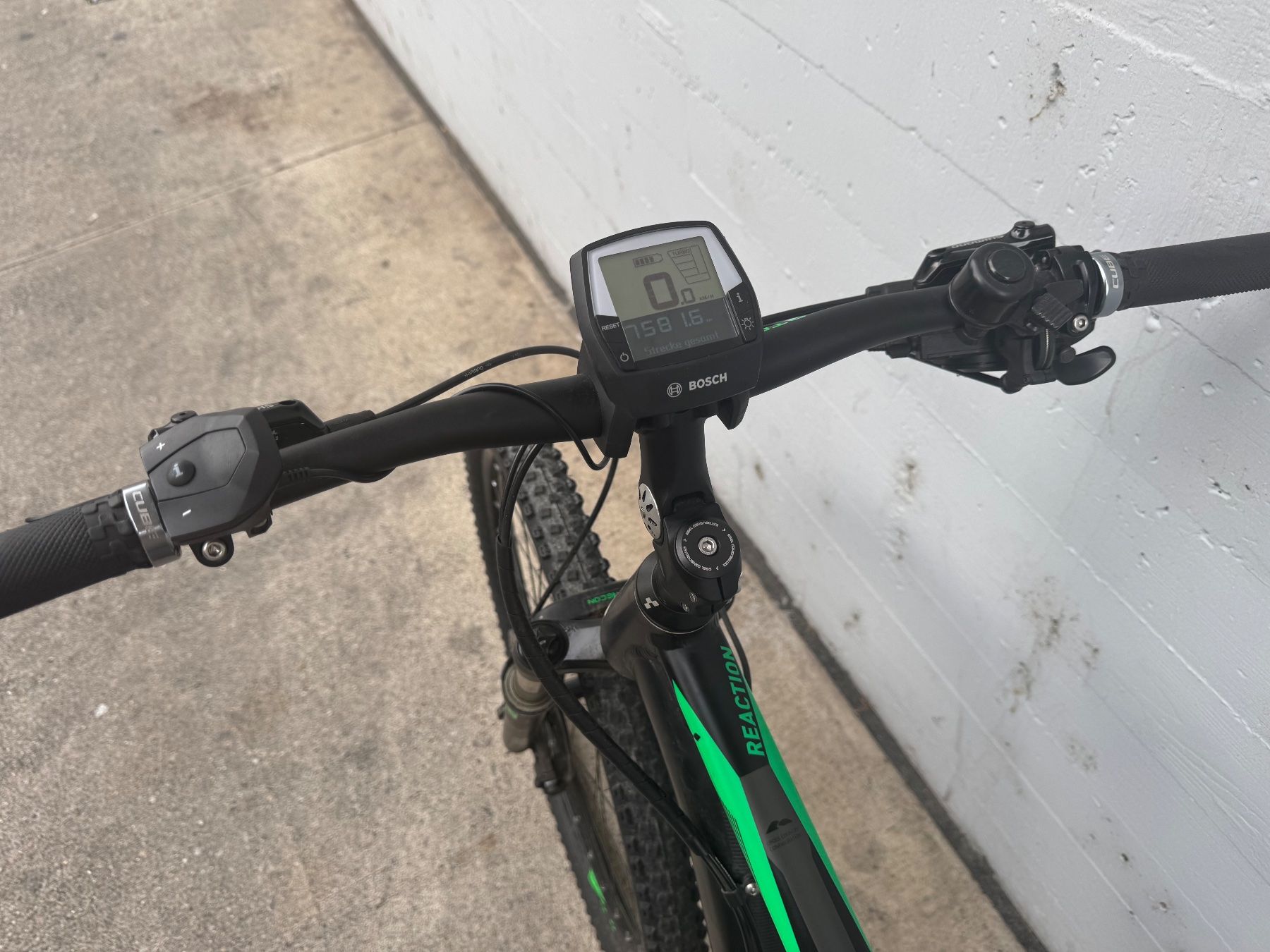 Cube Velos: E-Bike CUBE Reaction 29''  Bosch Motor – Gebraucht aus Zürich von leverdi 2