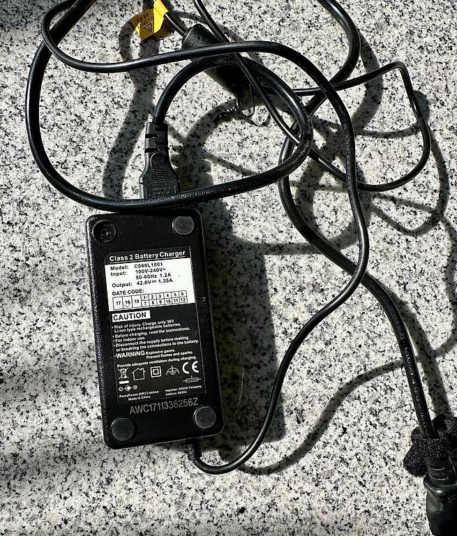 Biciclette: Leopard E-Bike / E-Touring  fahrbereit, mit Ladegerät – Usato da Liestal venduto da Tiger67 4