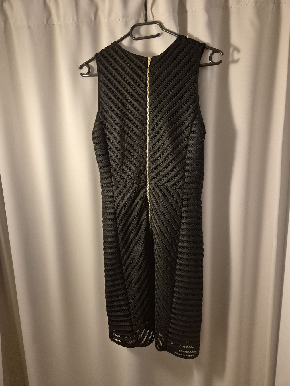 H&M Vestiti: H&M Kleid, schwarz, Gr. 36 – Usato da Romanshorn venduto da Enilec02 1