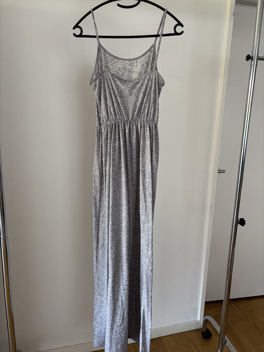 H&M Vestiti: Maxikleid grau meliert – Nuovo (secondo la descrizione) da Kaltbrunn venduto da celiabernet 1