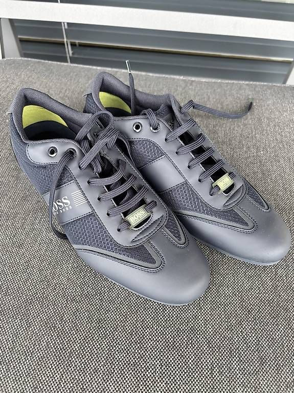 Chaussures hommes: Hugo Boss Sneaker 42 NEU – D'occasion à Widnau par agogos