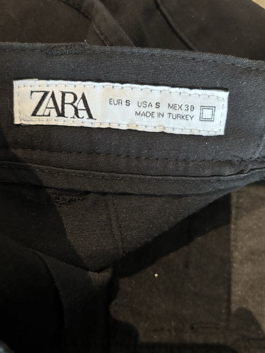 Zara Pantaloni: Zara elegante Schwarze Hose – Usato da Weiningen ZH venduto da GriederRemarket 1