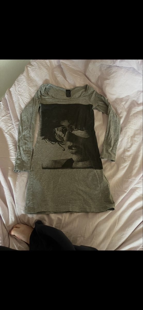 H&M Vestiti: Kleid langarm grau Grösse M mit Print – Nuovo (secondo la descrizione) da Vaduz venduto da besties 1