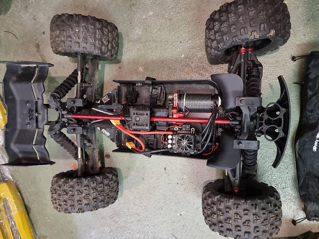 RC Kits de montage: Arrma Kraton 8s EXB Max5 Combo – D'occasion à Thayngen par mrgt4st205 4
