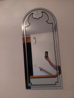 Schöner Wandspiegel mit Jugendstil-Design