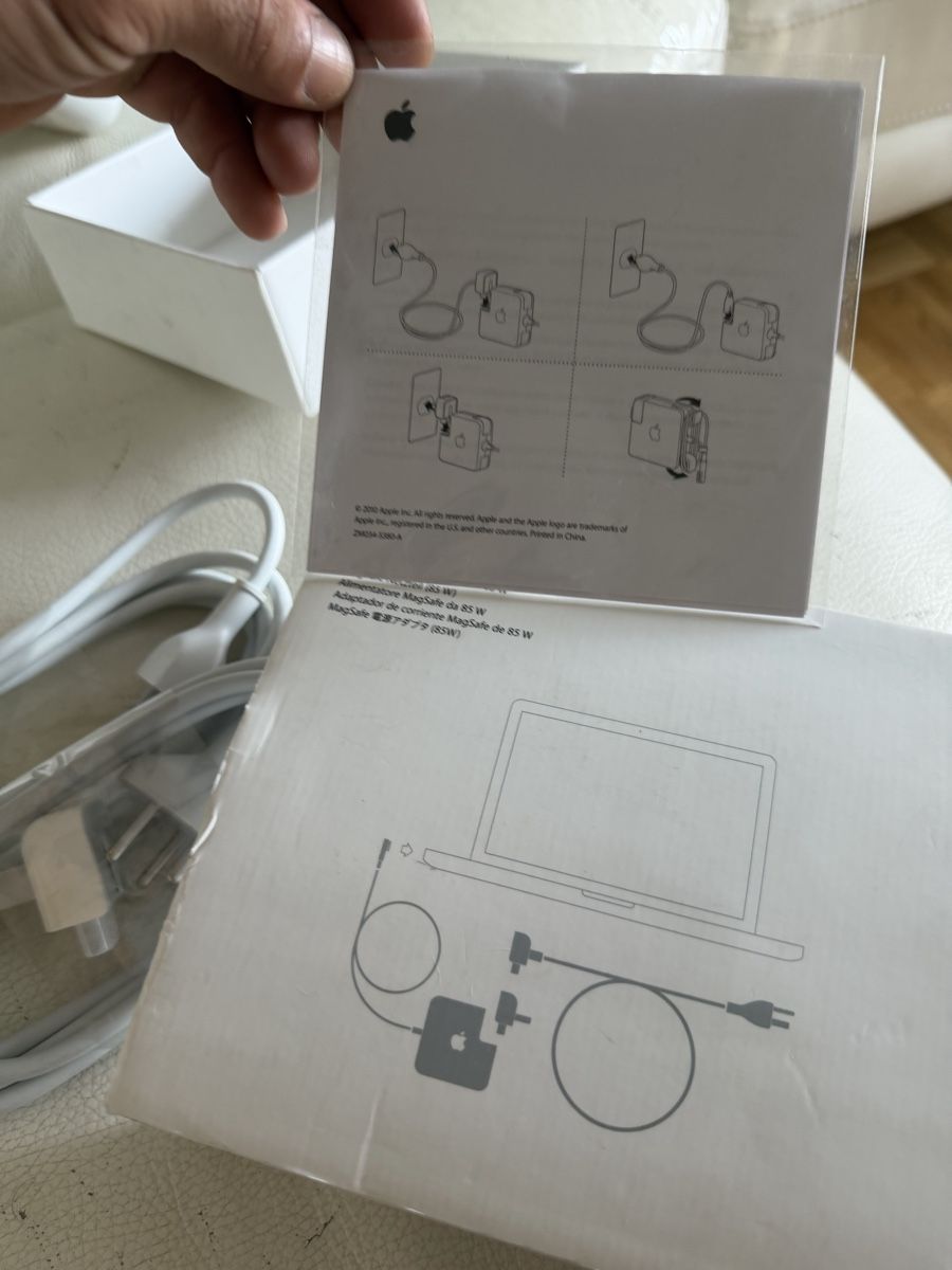Apple Laufwerke & Adapter: Apple 2 câbles adapter  – Gebraucht aus Genève von wwo_mx7t 2
