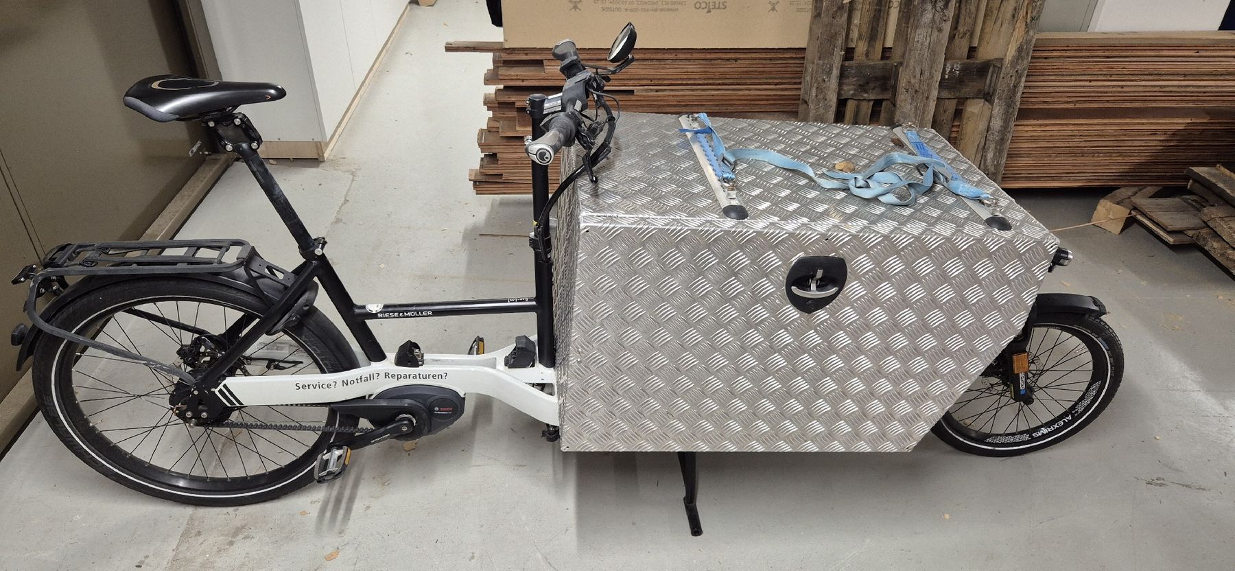 Riese & Müller Vélos: Cargo E- Bike – D'occasion à Rapperswil SG par Baum69