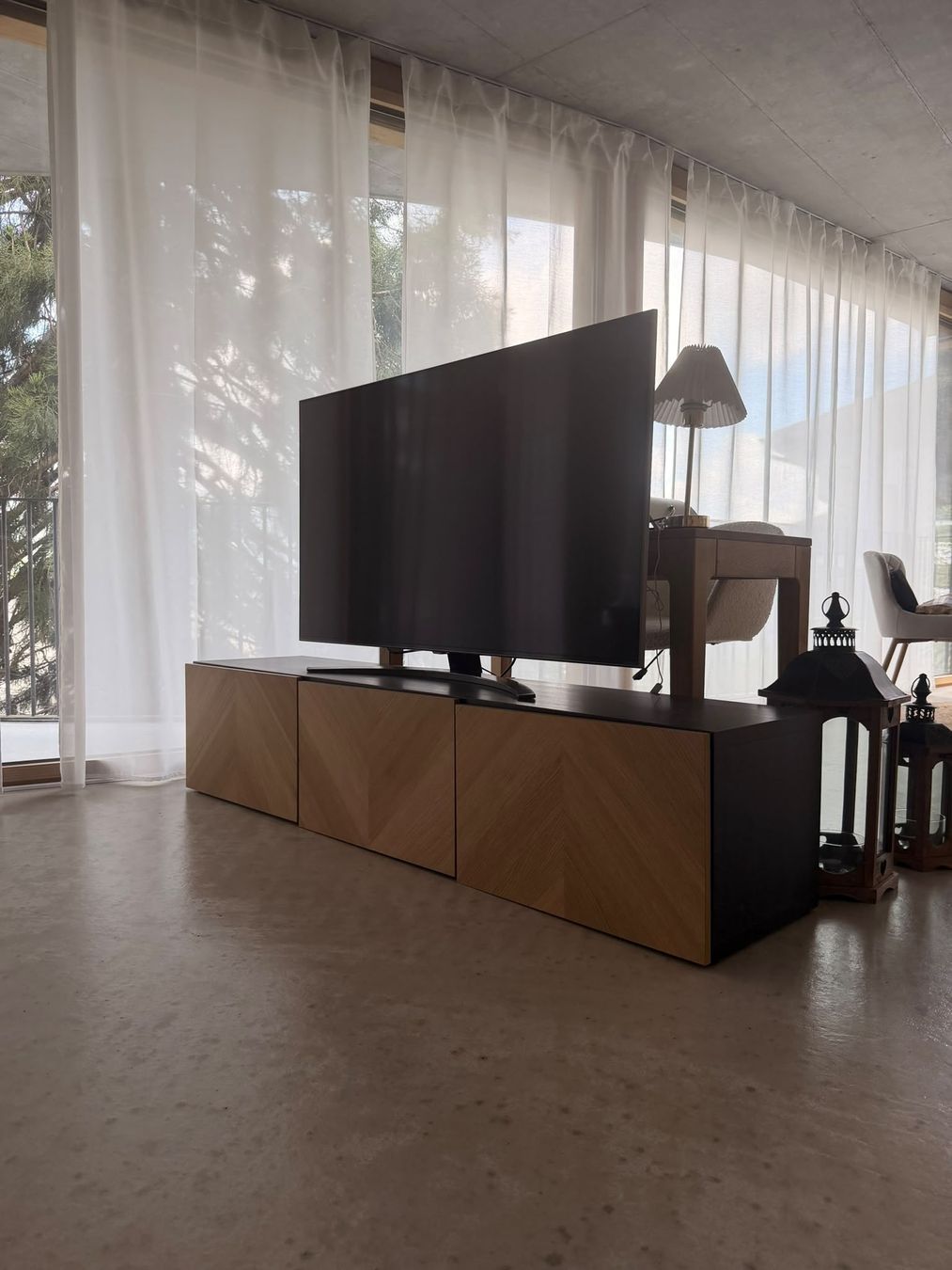 Ikea Mobili TV: TV Möbel, sehr guter Zustand – Usato da Balzers venduto da ridr