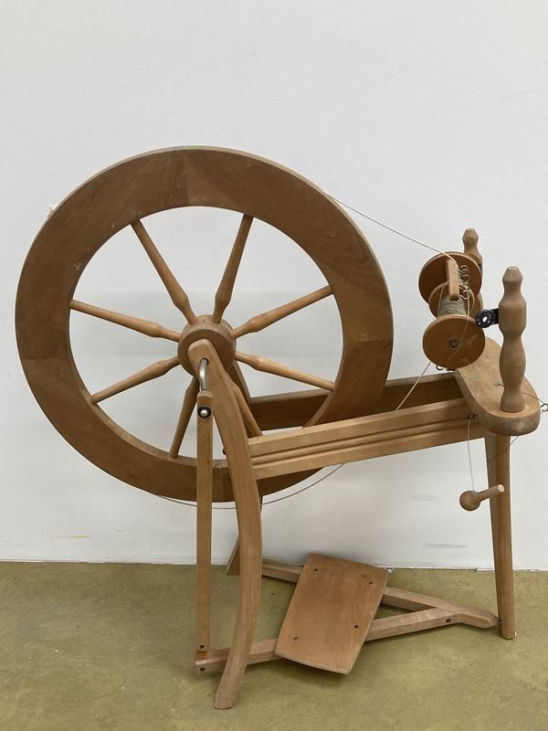 Ruote per filare: ASHFORD | Spinnrad | Traditionell | Buchenholz – Usato da Wittenbach venduto da Restwert_St-Gallen 2