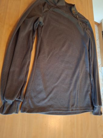 Pull petit col taille S marque Finejo vert olive gris