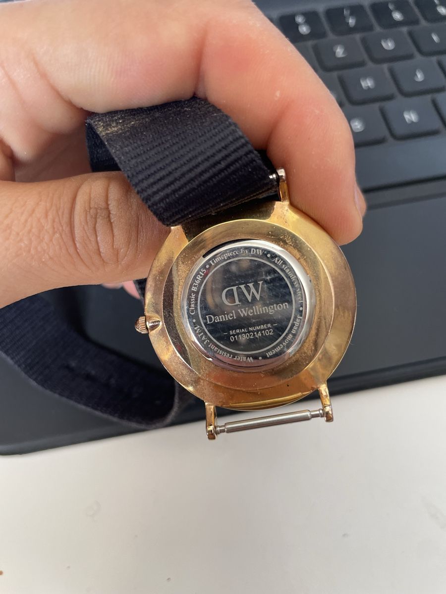 Daniel Wellington Uhren: 2 montres Daniel Wellington – Gebraucht aus Lavigny von Lea_9rxv 2