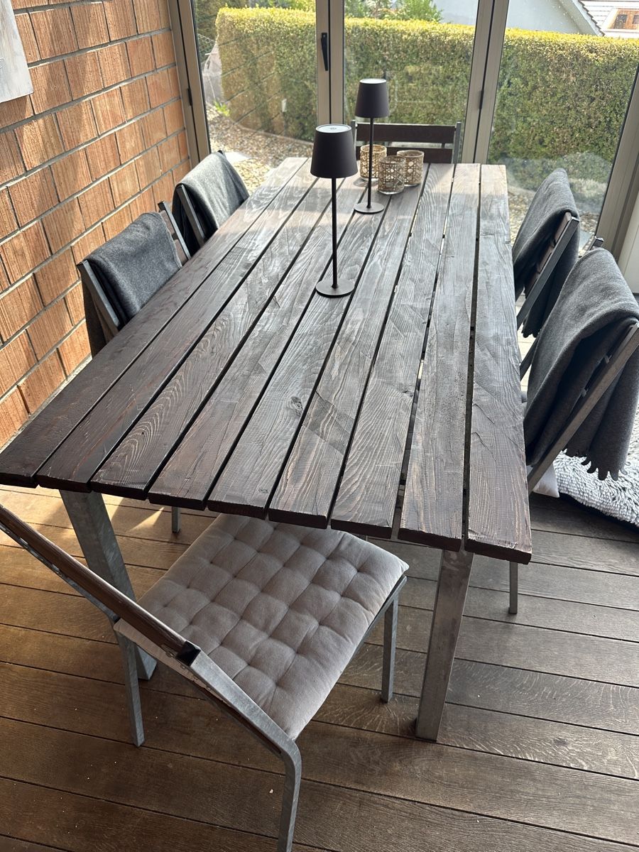 Set di tavolo e panche: Gartentisch Metall Holz mit 6 Stühlen Gebraucht – Usato da Hirzel venduto da Boerge 1