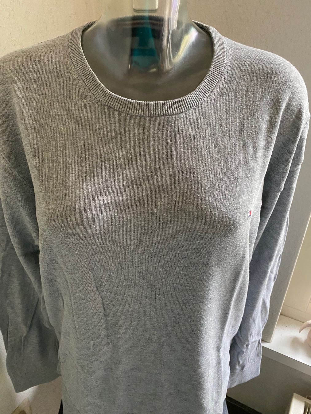 Tommy Hilfiger Maglioni & Felpe: Tommy Hilfiger Pullover grau Grösse L – Usato da Allenwinden venduto da Obalu 2